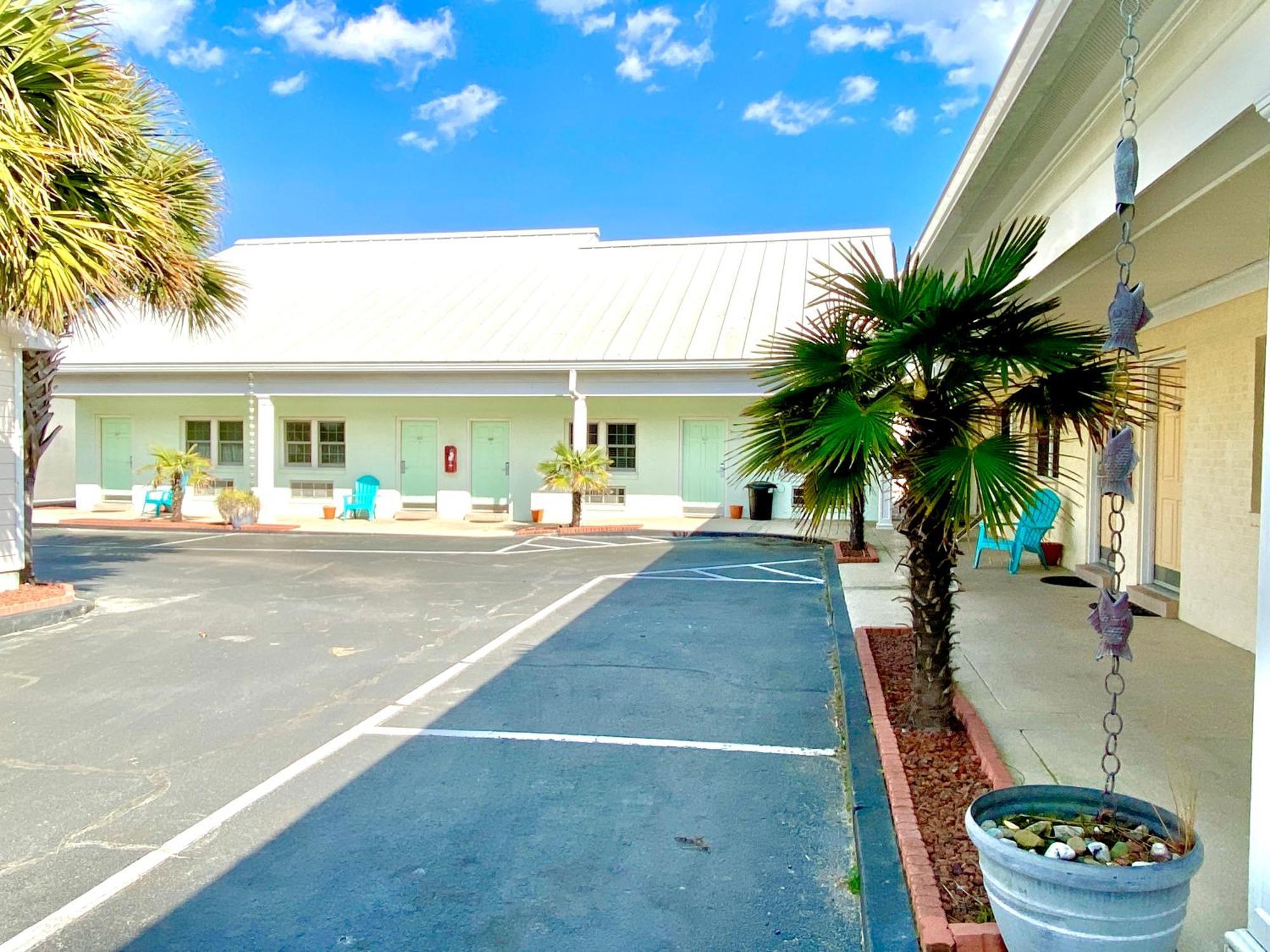 Island Inn Of Atlantic Beach Exterior photo